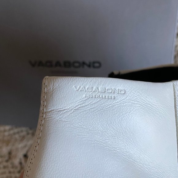 Vagabond Short White Leather Booties (size 38) - Picture 6 of 7